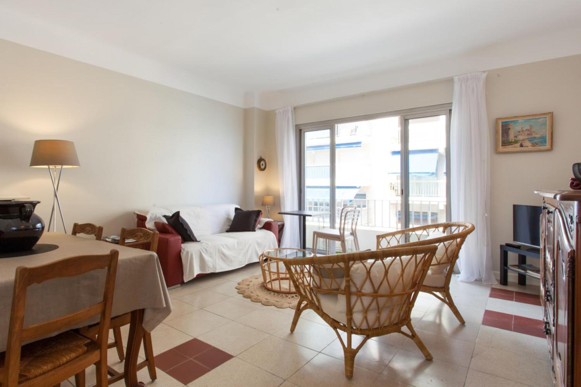 T2 spacieux avec balcon à quelques pas du Vieil Antibes - Welkeys Exterior foto